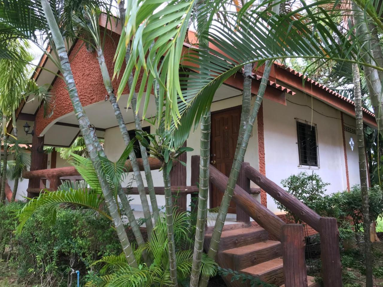 Lanta School Beach Resort Ko Lanta Kültér fotó