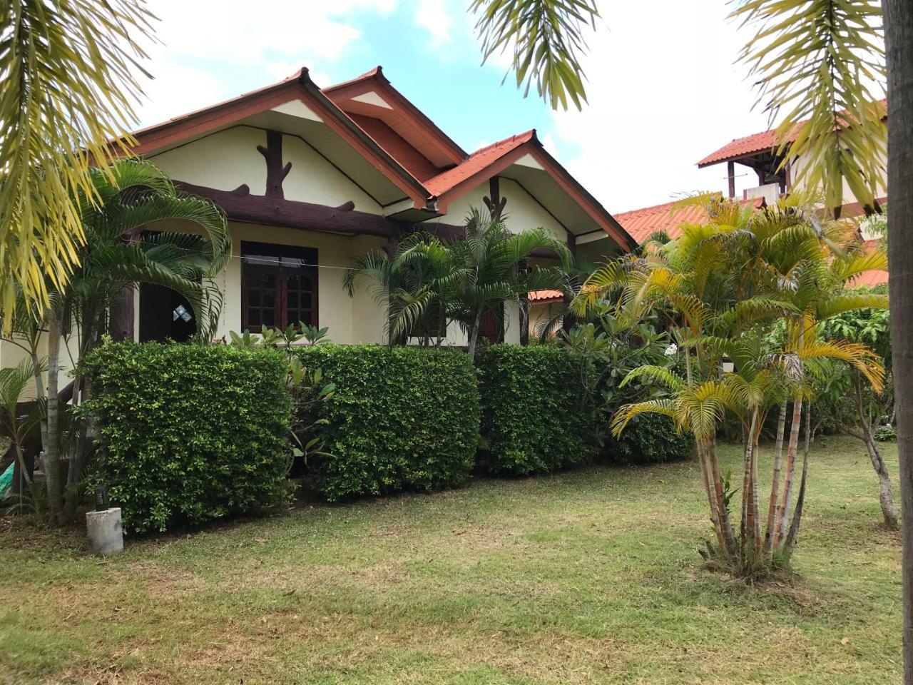 Lanta School Beach Resort Ko Lanta Kültér fotó