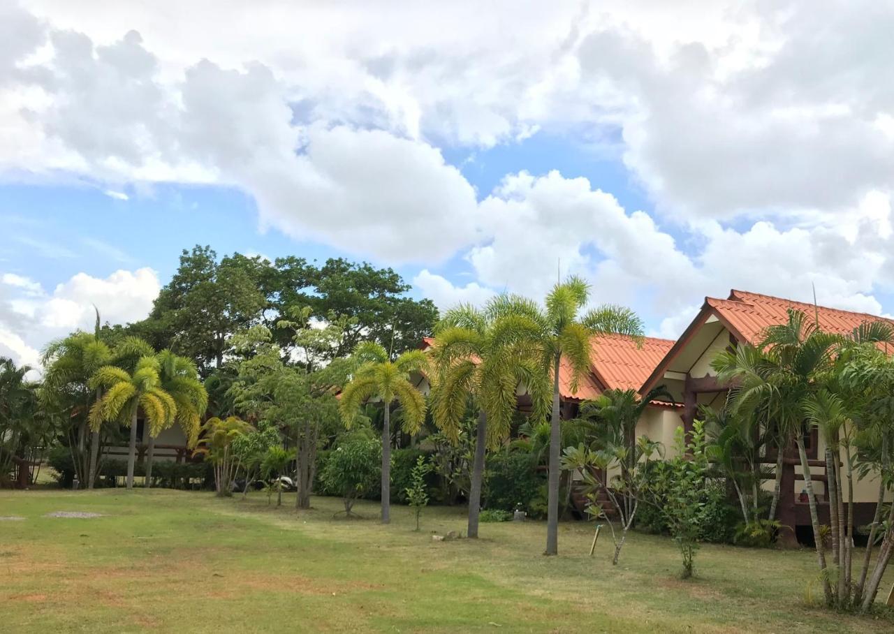 Lanta School Beach Resort Ko Lanta Kültér fotó