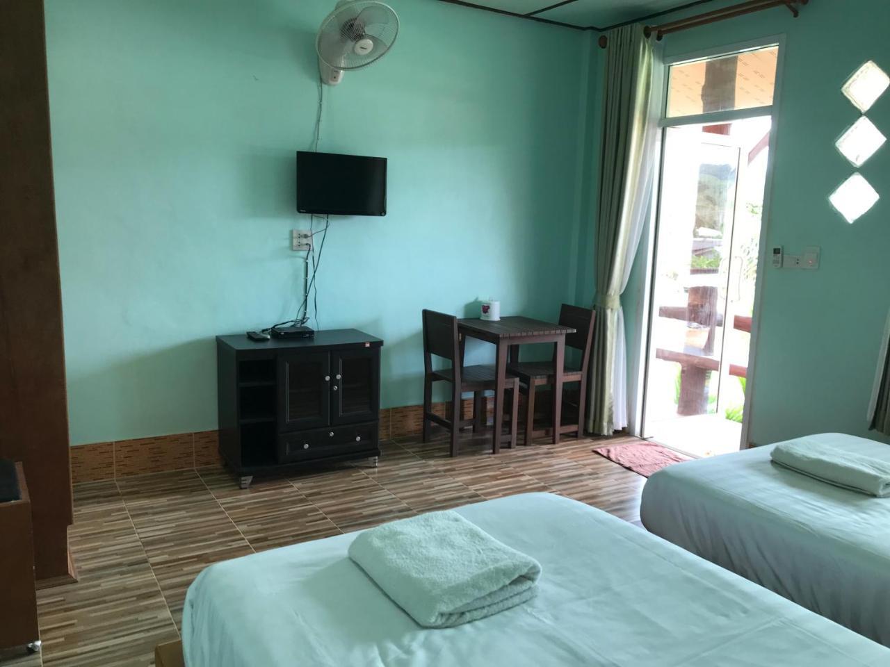 Lanta School Beach Resort Ko Lanta Kültér fotó