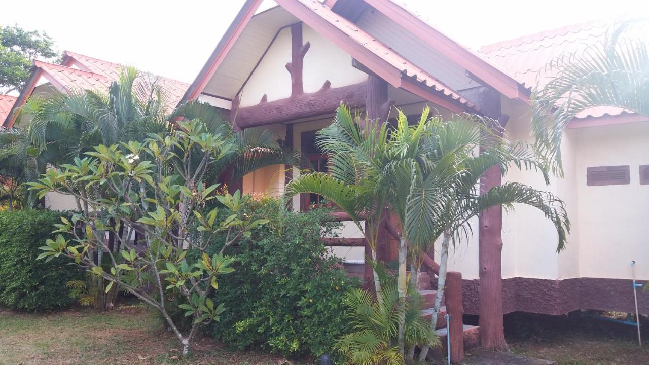 Lanta School Beach Resort Ko Lanta Kültér fotó