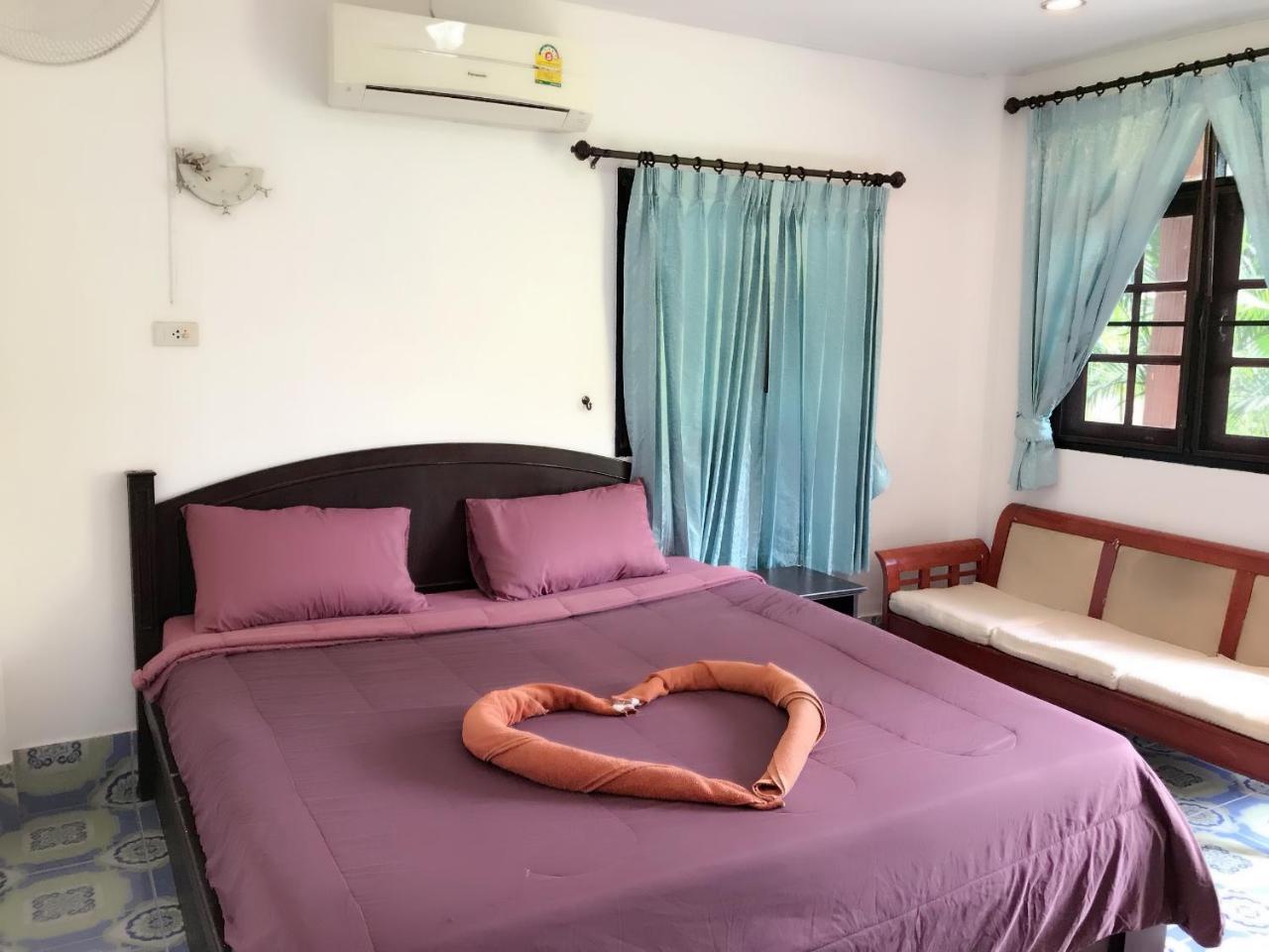 Lanta School Beach Resort Ko Lanta Kültér fotó