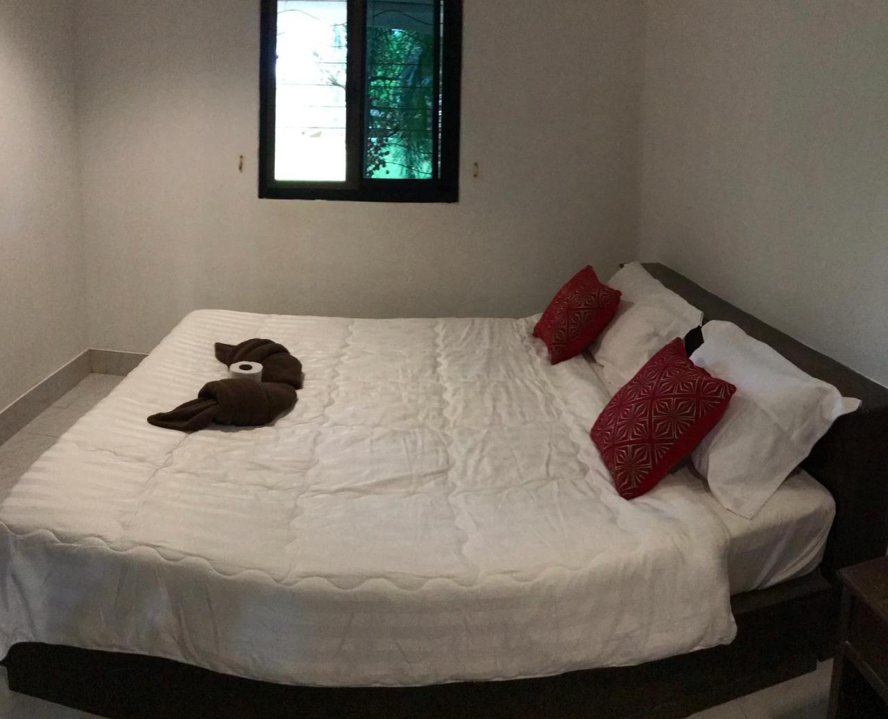 Lanta School Beach Resort Ko Lanta Kültér fotó
