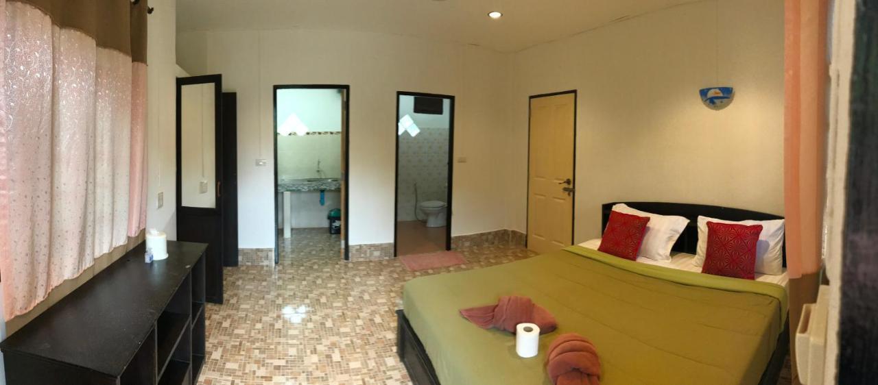 Lanta School Beach Resort Ko Lanta Kültér fotó